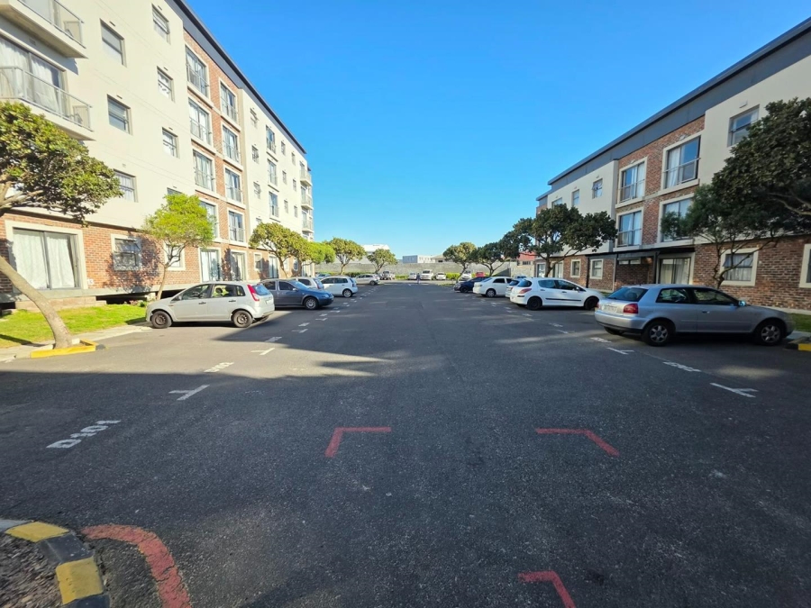 1 Bedroom Property for Sale in Brooklyn Western Cape
